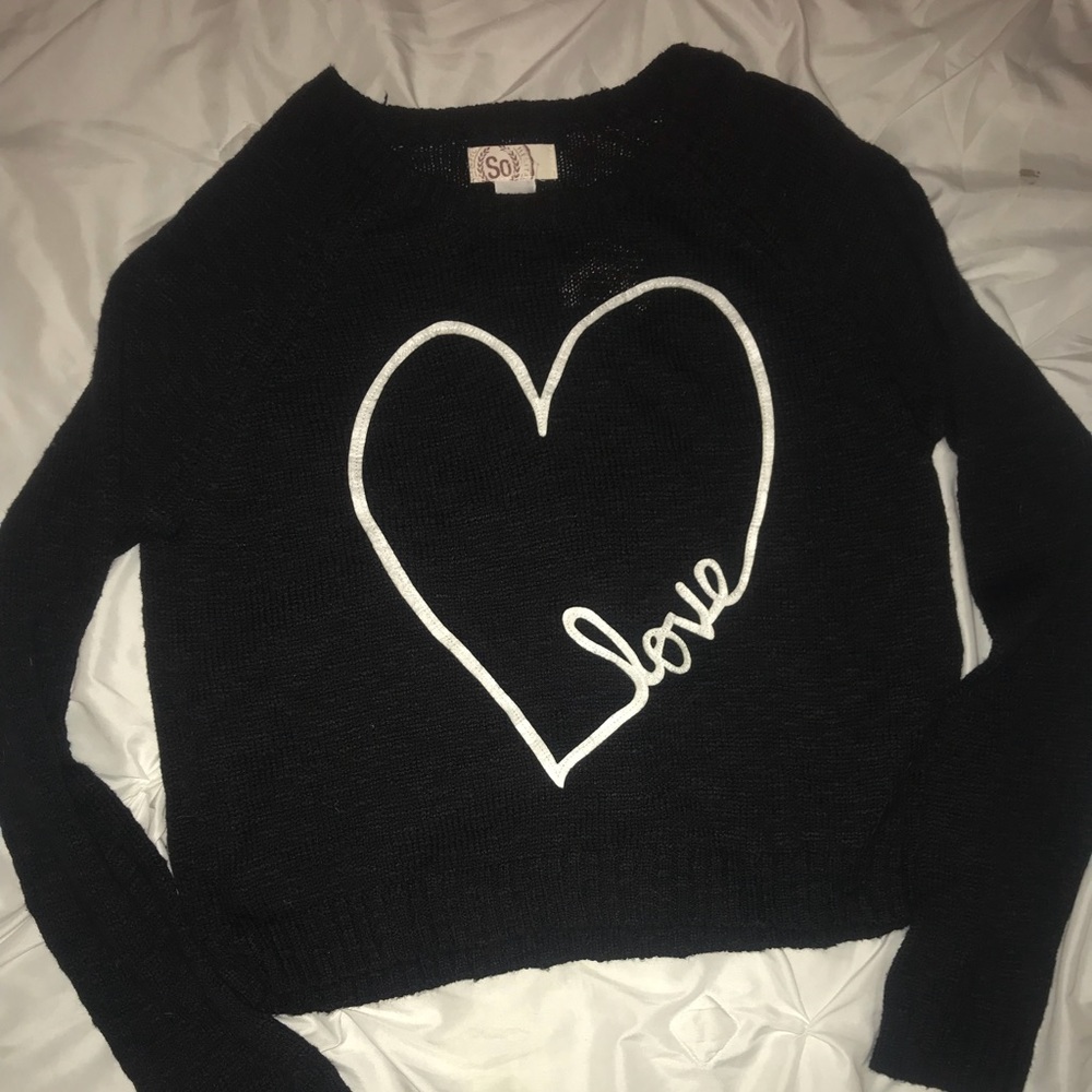 197 love juniors sweater